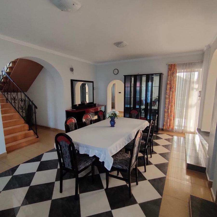 Nikolux Apartman Hajdúszoboszló المظهر الخارجي الصورة