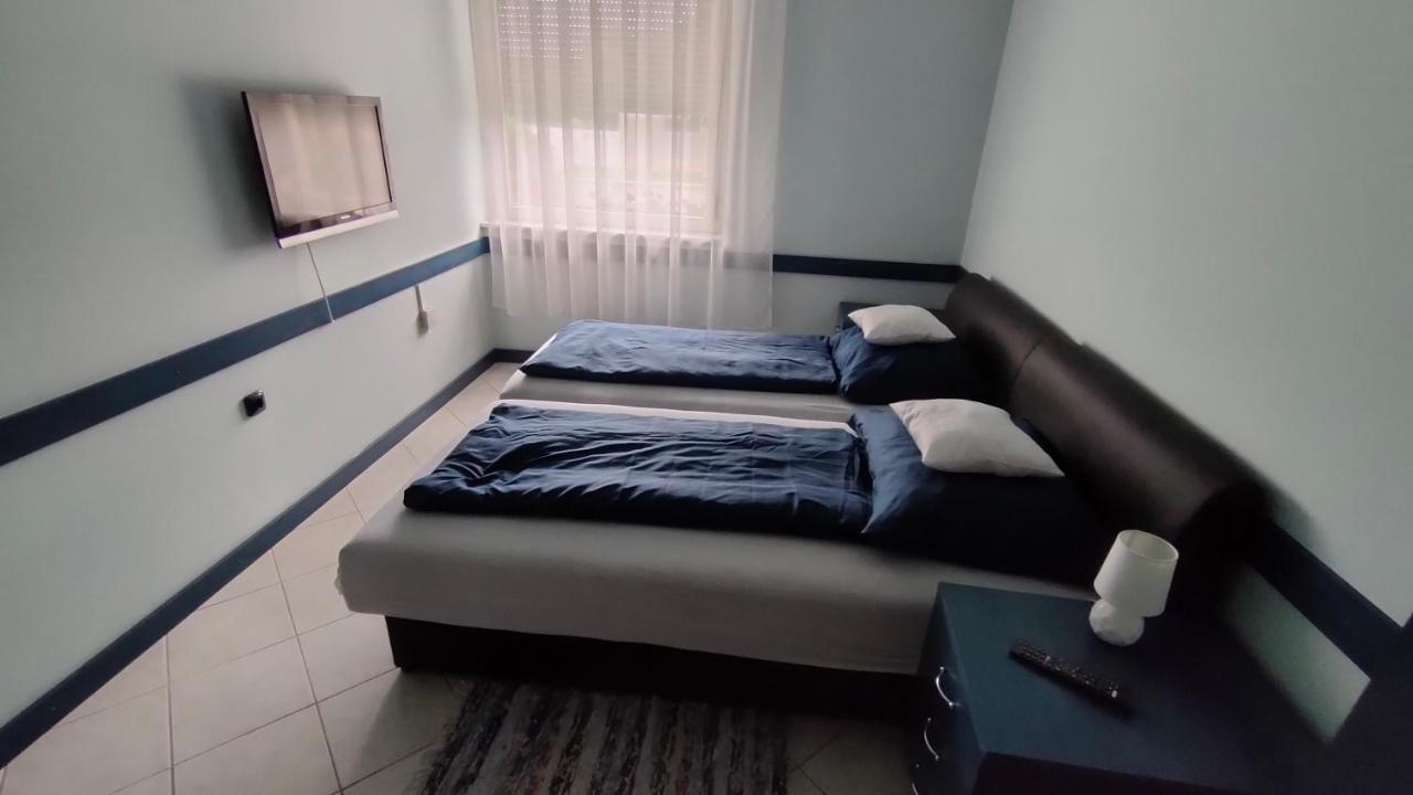 Nikolux Apartman Hajdúszoboszló المظهر الخارجي الصورة
